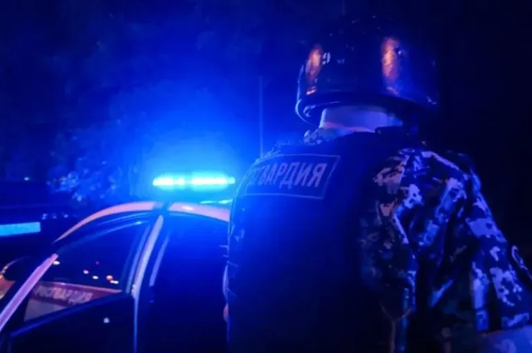 Астраханец устроил погром в караоке-баре на улице Кубанской