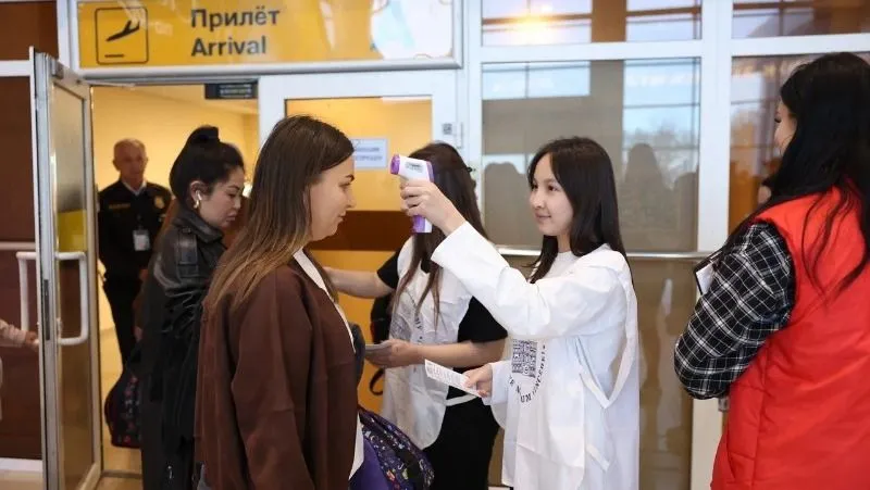 В Астрахани измерили температуру у 2 500 прибывших пассажиров