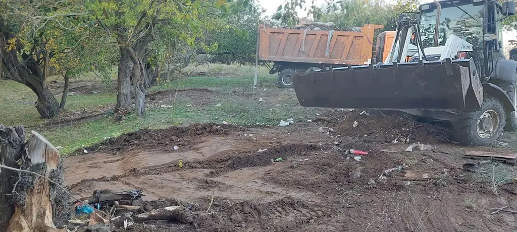 В Приволжском районе нашли и вывезли нелегальную свалку у Ассадулаево