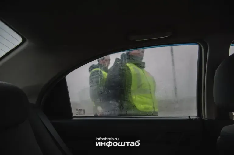 Двух подростков в Астрахани будут судить за угон автомобиля