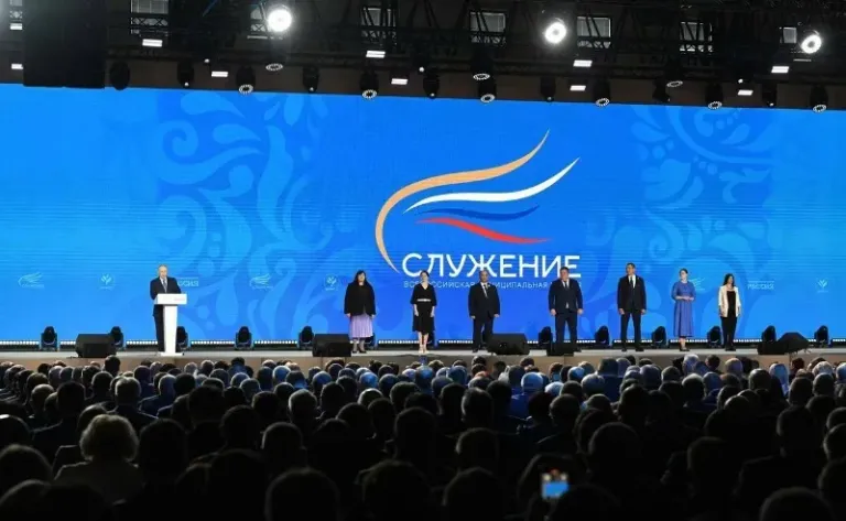 Астраханские муниципальные служащие могут подать заявку на премию «Служение»