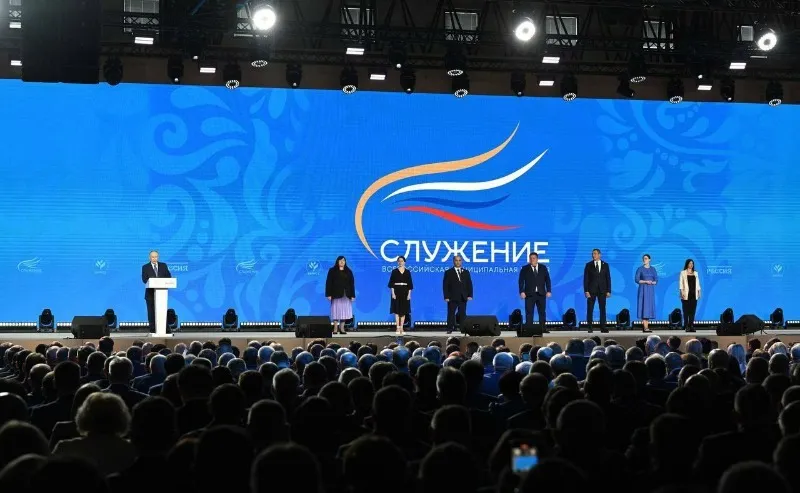 Астраханские муниципальные служащие могут подать заявку на премию «Служение»
